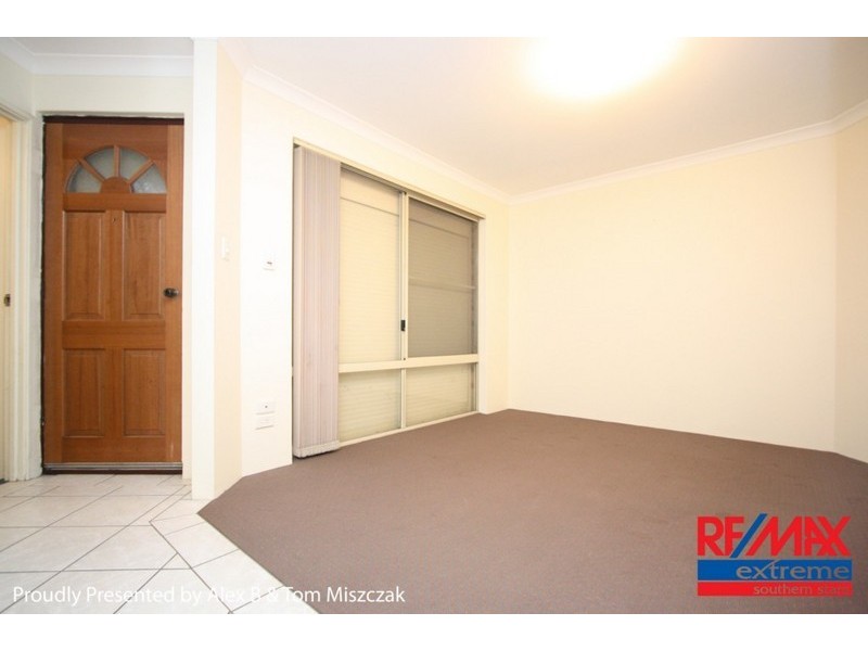 154  Centre Street, Queens Park WA 6107