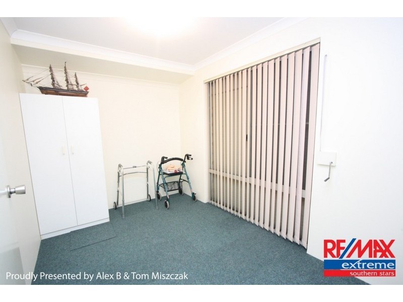 154  Centre Street, Queens Park WA 6107