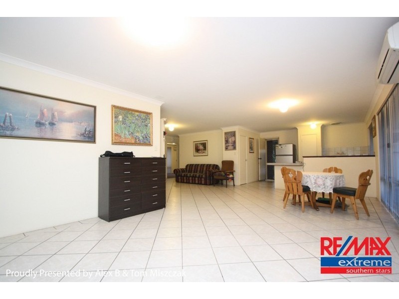 154  Centre Street, Queens Park WA 6107