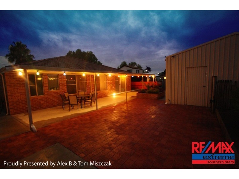 154  Centre Street, Queens Park WA 6107