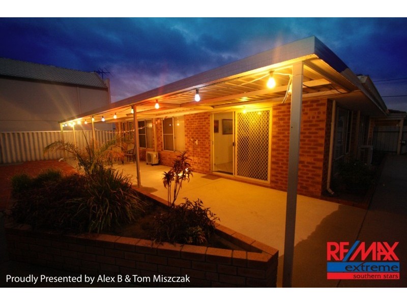 154  Centre Street, Queens Park WA 6107