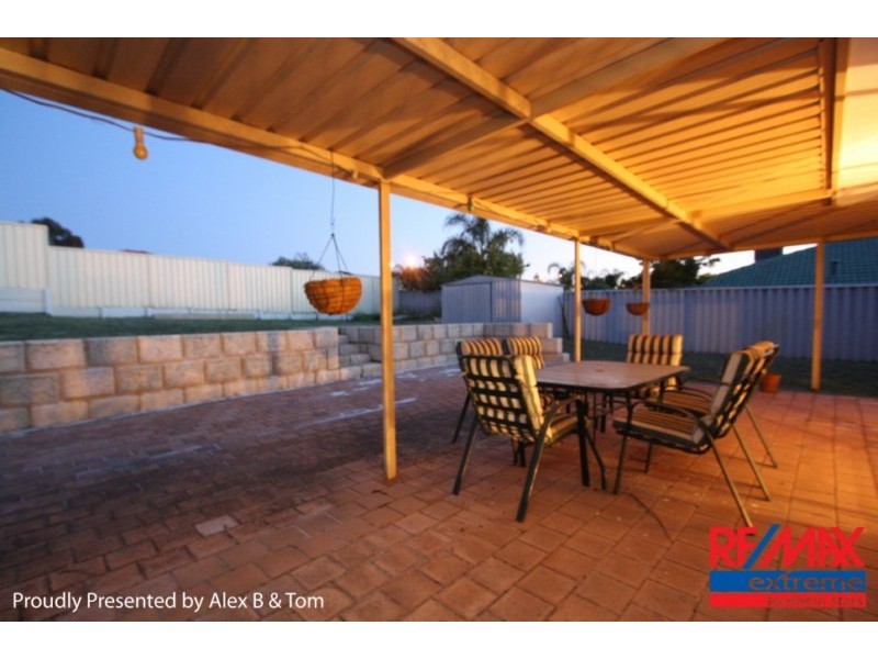 18 Explorer Drive, Thornlie WA 6108