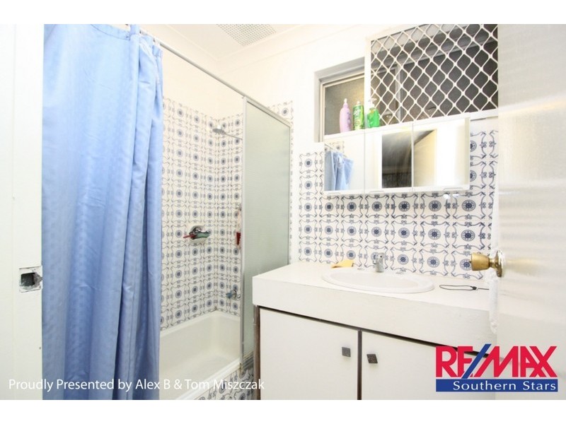 15 Galaxy Street, Beckenham WA 6107