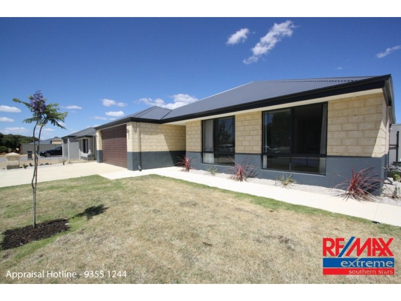 39 Hillhouse Way, Piara Waters WA 6112