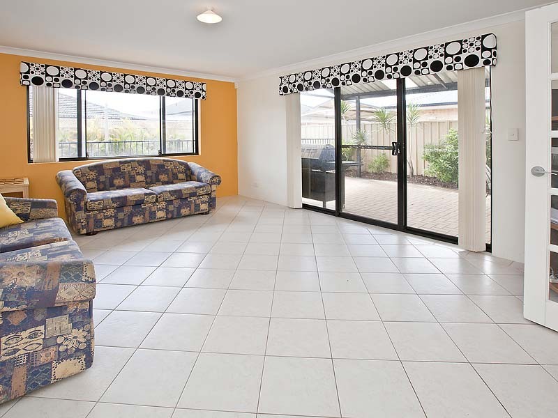 13 McCabe Parade, Canning Vale WA 6155