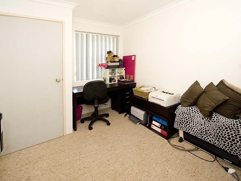 1  Skye Close, Camillo WA 6111