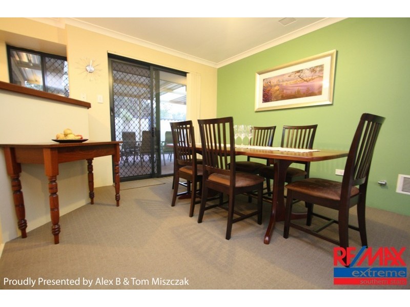 9/12 Stephen Street, Queens Park WA 6107