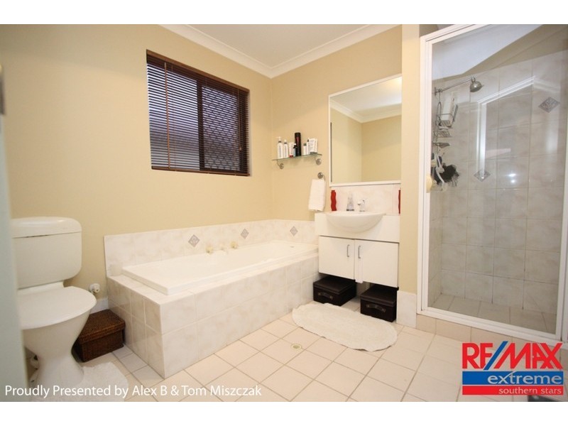 9/12 Stephen Street, Queens Park WA 6107