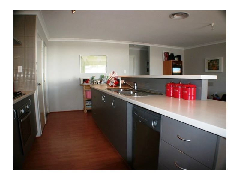 11 Taunton Mews, Leda WA 6170