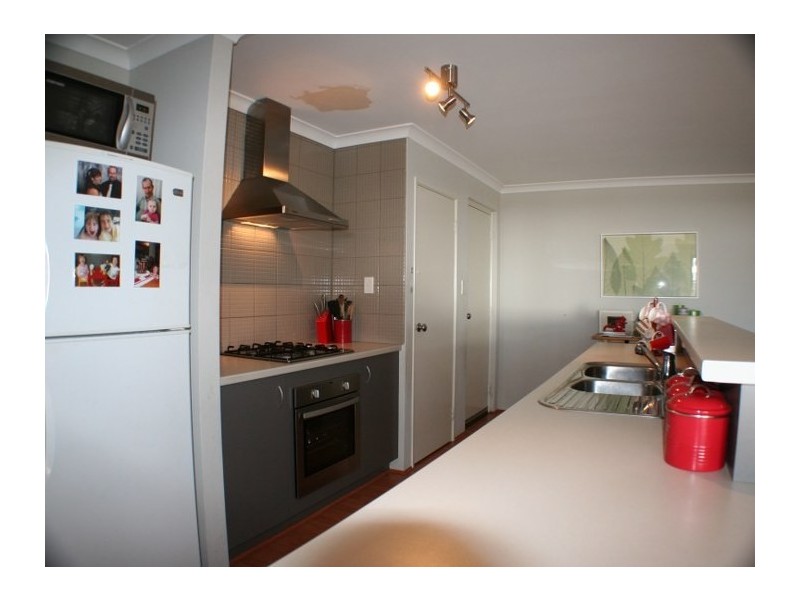 11 Taunton Mews, Leda WA 6170