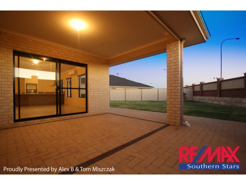 64 Wicklow Circle, Darch WA 6065