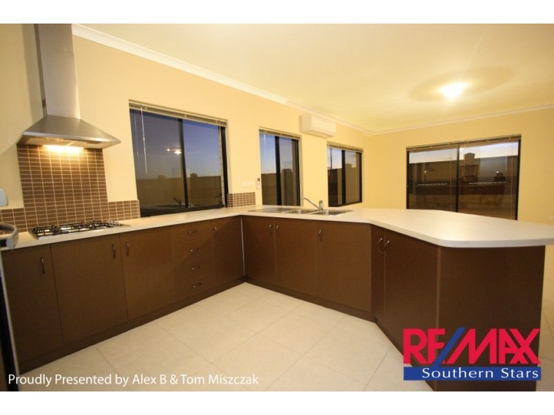 64 Wicklow Circle, Darch WA 6065