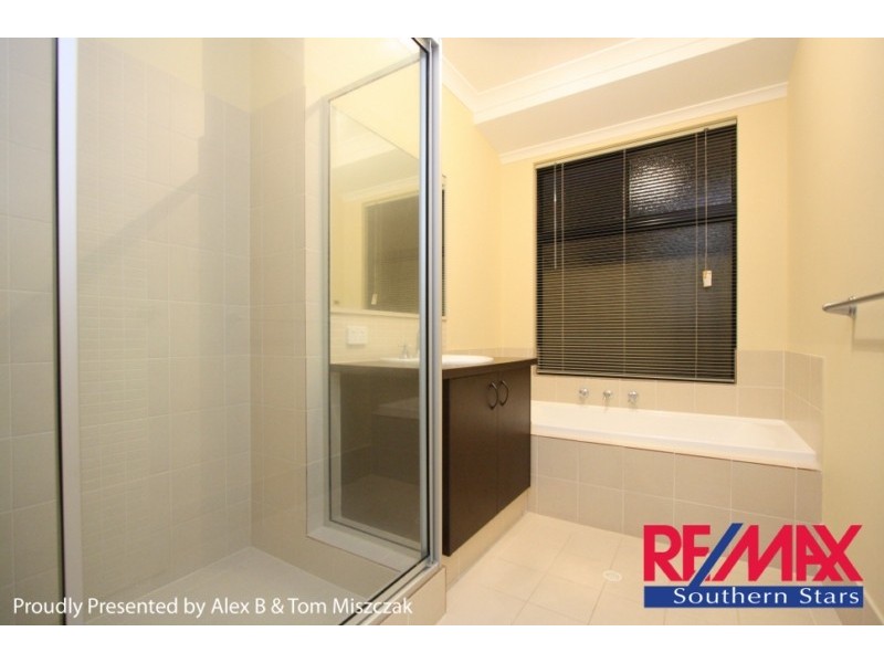 64 Wicklow Circle, Darch WA 6065