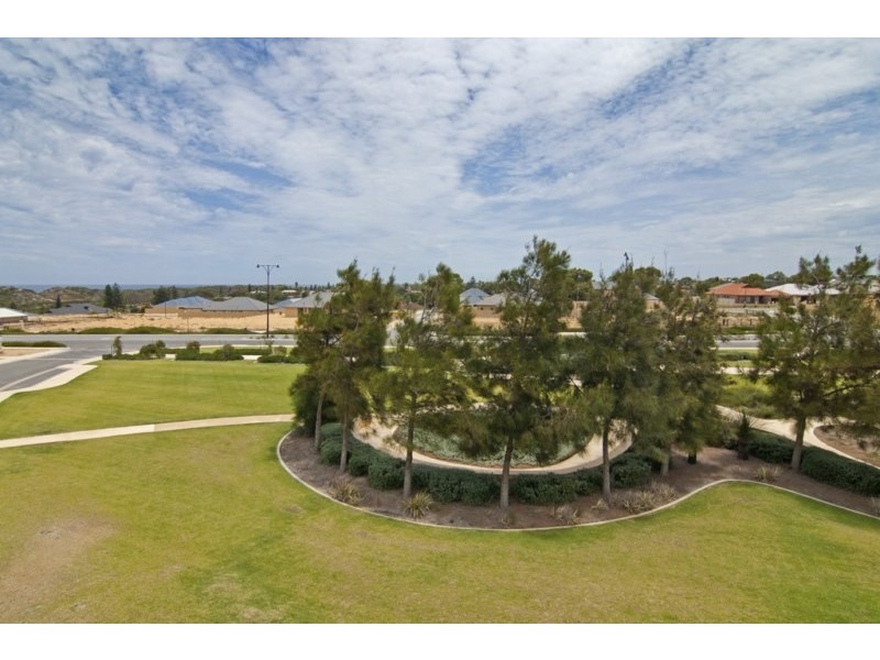 21 Wistari Circle, Two Rocks WA 6037