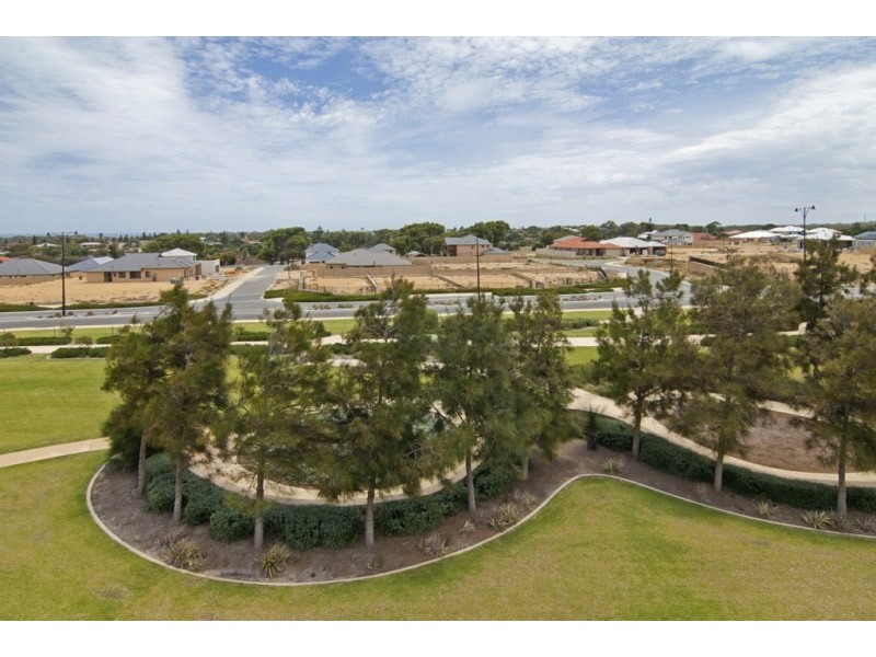 21 Wistari Circle, Two Rocks WA 6037