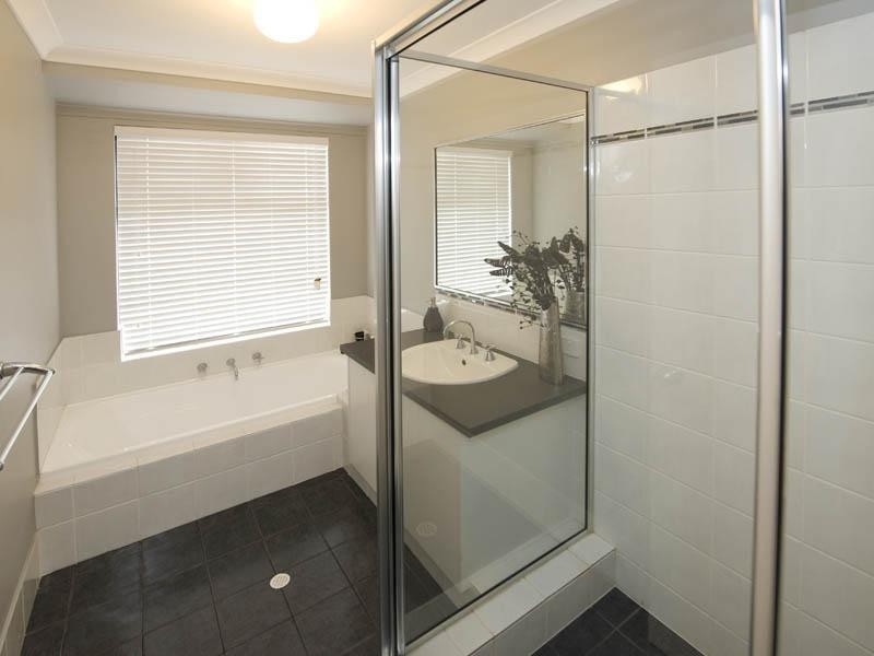 389 Wright Road, Piara Waters WA 6112