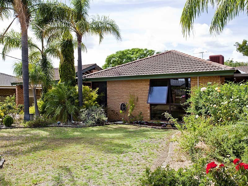 30 Yale Road, Thornlie WA 6108