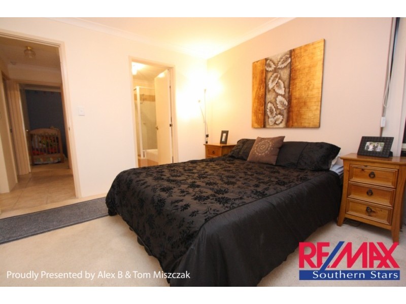 2/80 Centre St, Queens Park WA 6107