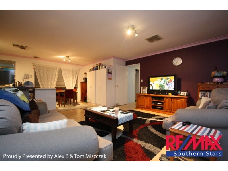 25 Dayana Court, Redcliffe WA 6104