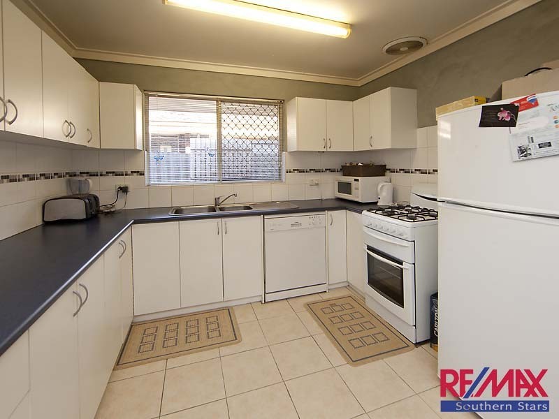 7 Oakfield Place, Kelmscott WA 6111