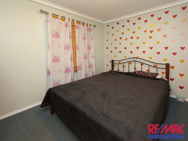 7 Oakfield Place, Kelmscott WA 6111