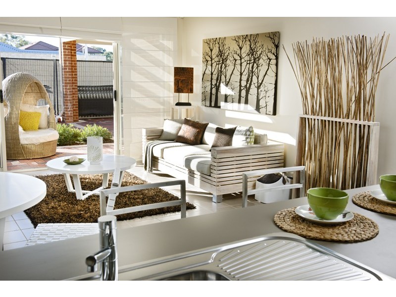 30/148 Railway Parade, Queens Park WA 6107