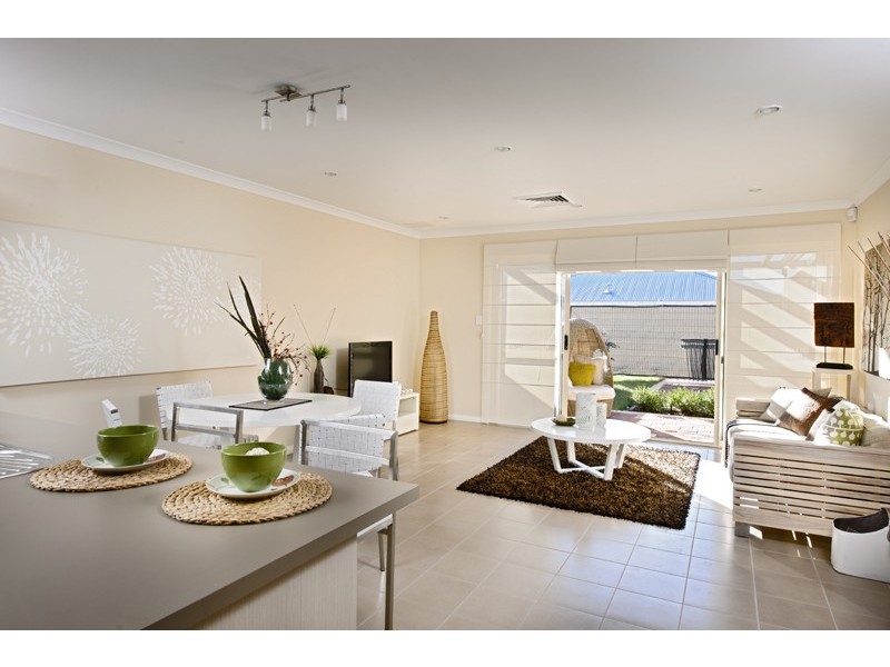 26/148 Railway Parade, Queens Park WA 6107