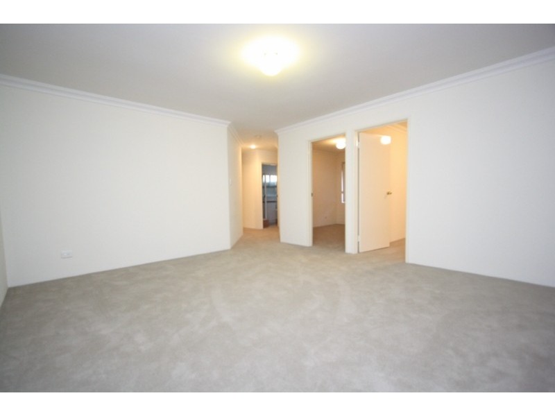 6  Washington Terrace, Canning Vale WA 6155