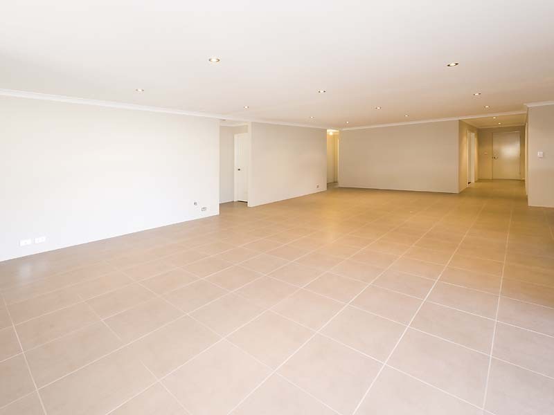 62  Hillhouse Way, Piara Waters WA 6112