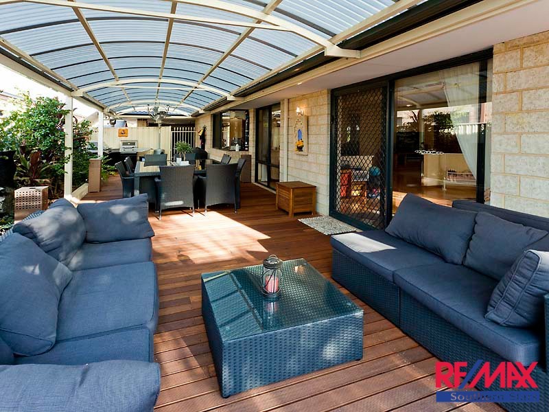 14 Barkley Loop, Canning Vale WA 6155