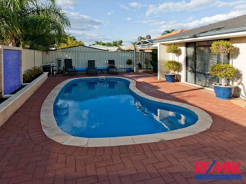 14 Barkley Loop, Canning Vale WA 6155