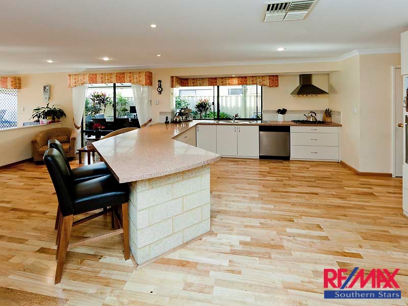 14 Barkley Loop, Canning Vale WA 6155