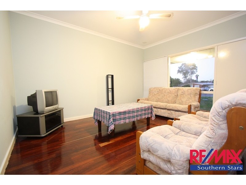 11 Boxley Place, Langford WA 6147