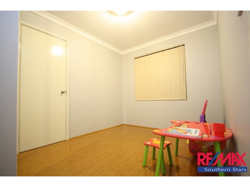 12 Retchford Way, Queens Park WA 6107