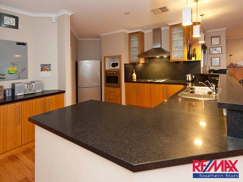 4 Morville Pass, Canning Vale WA 6155