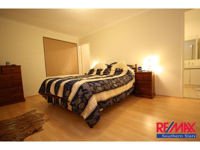 14 Forman Court, Queens Park WA 6107