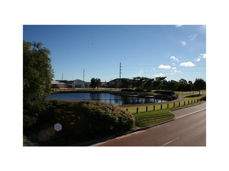 10 Parkview Drive, Southern River WA 6110