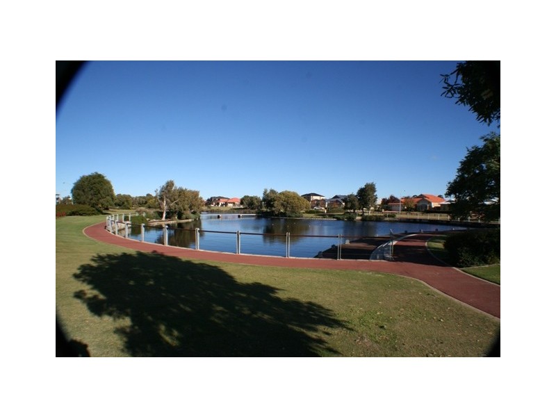 10 Parkview Drive, Southern River WA 6110