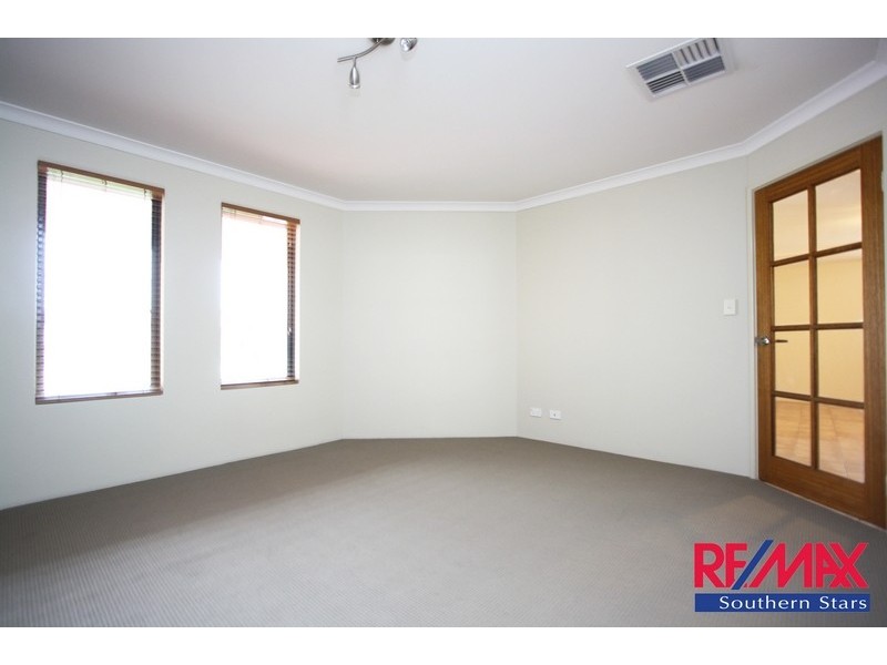82 Arthur Road, Wattle Grove WA 6107