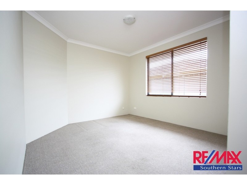 82 Arthur Road, Wattle Grove WA 6107