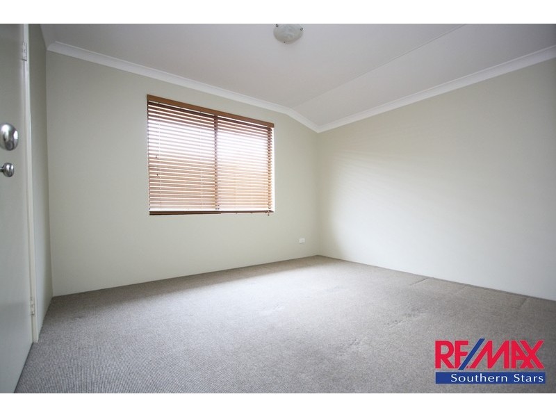 82 Arthur Road, Wattle Grove WA 6107
