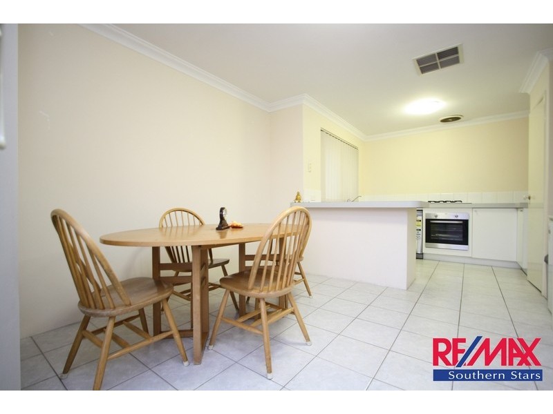 2/278 Wharf Street, Queens Park WA 6107