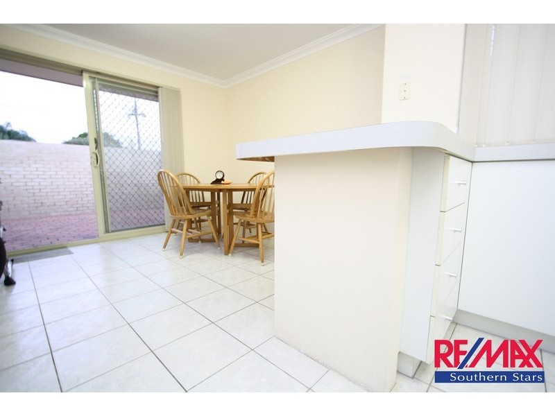 2/278 Wharf Street, Queens Park WA 6107