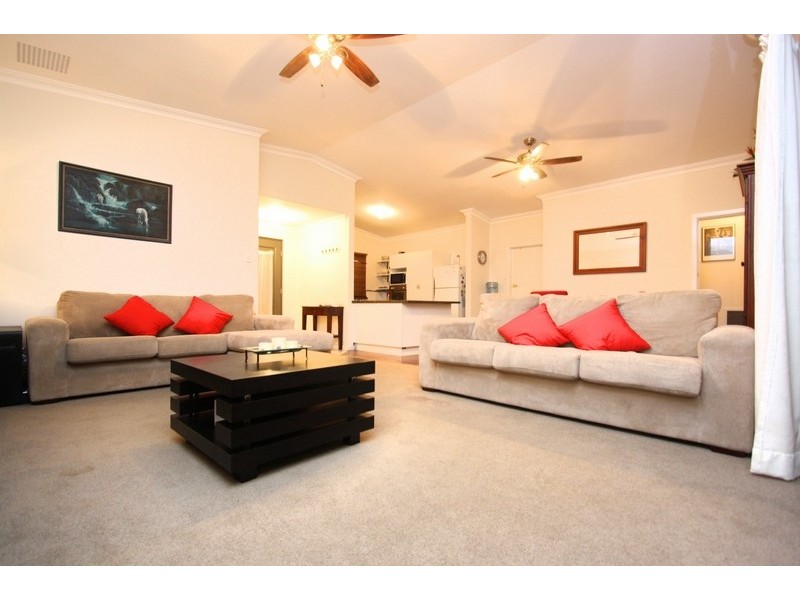 122 Streatham Street, Beckenham WA 6107