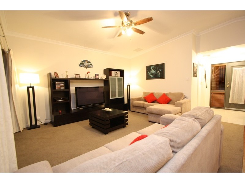 122 Streatham Street, Beckenham WA 6107