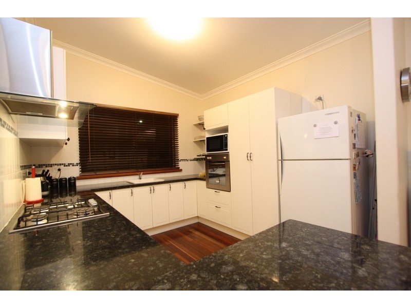 122 Streatham Street, Beckenham WA 6107