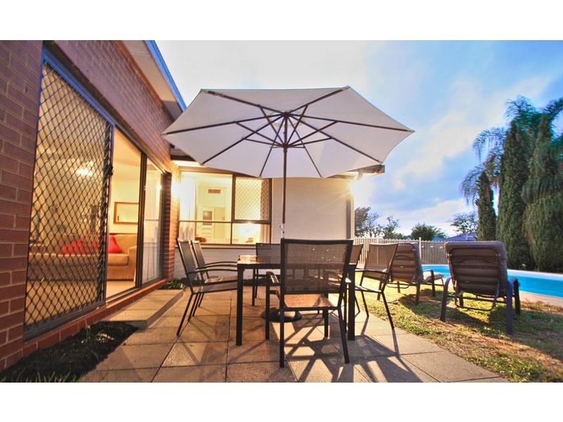 122 Streatham Street, Beckenham WA 6107