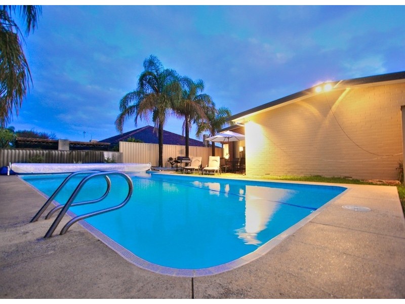 122 Streatham Street, Beckenham WA 6107