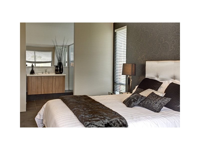 24 Warrington Road, Byford WA 6122