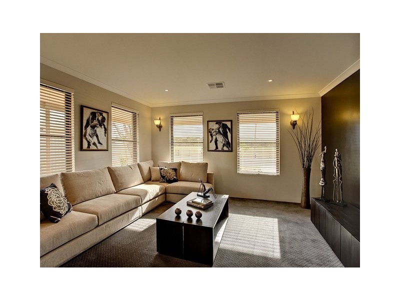 24 Warrington Road, Byford WA 6122